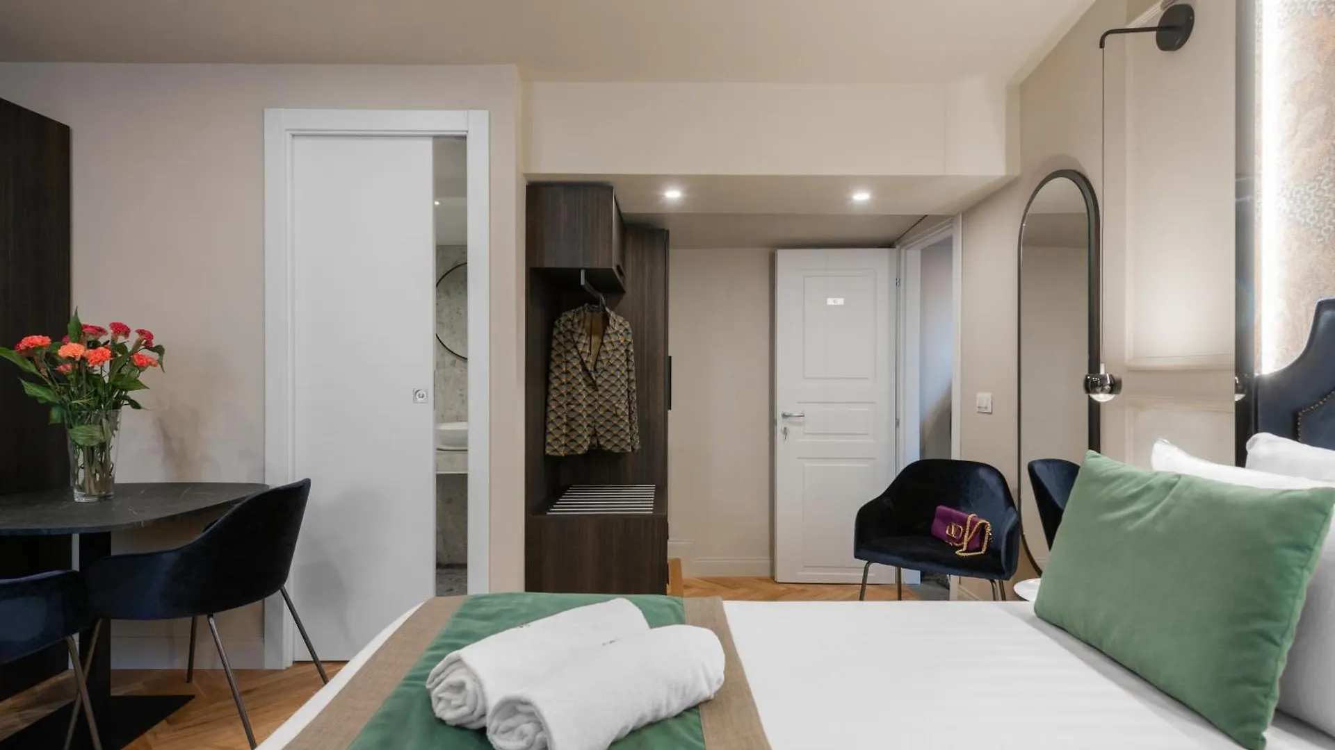 H77 Apartments - Maison D'Art Collection Rome Aparthotel